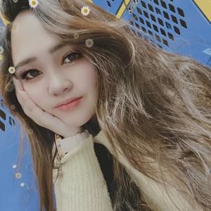 Meet your Posher, Catalina